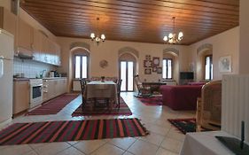 Sophia'S Stone House
